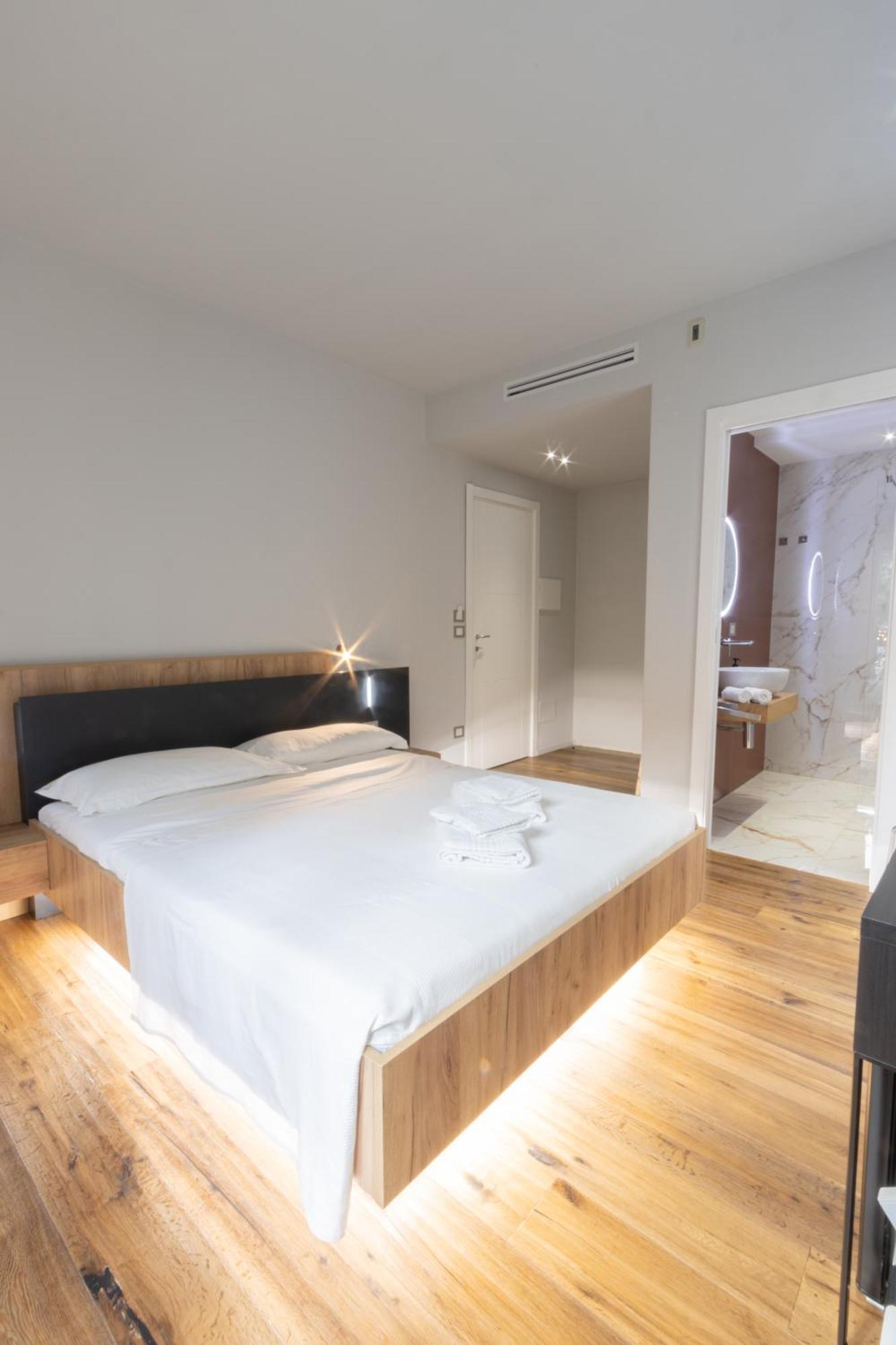 Taormina Boutique Rooms Екстериор снимка