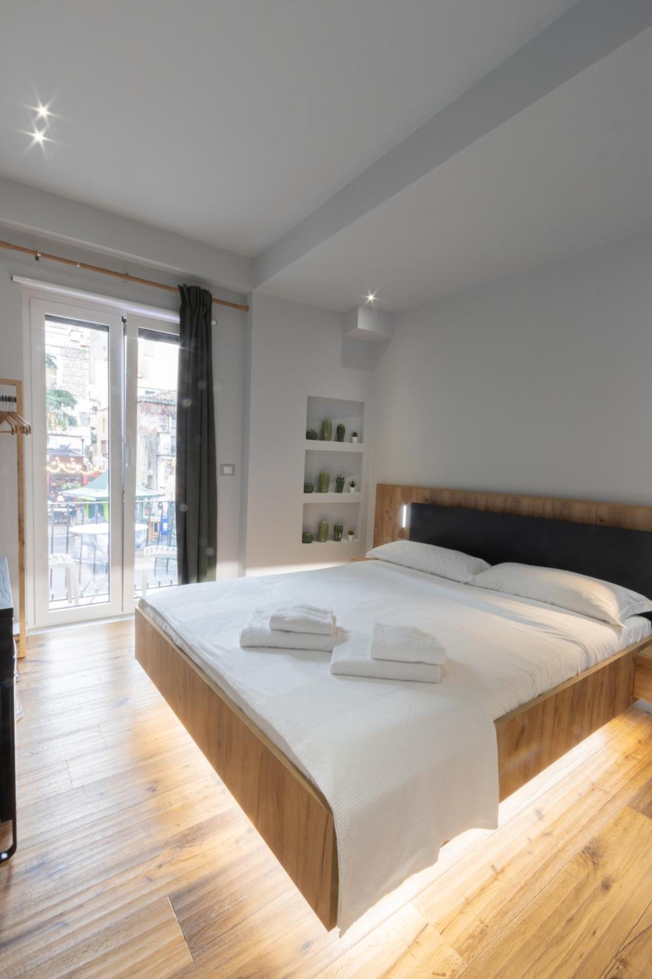 Taormina Boutique Rooms Екстериор снимка